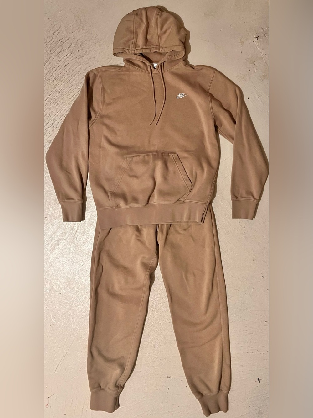 Nike Unisex Beige Hoodie & Jogger Set